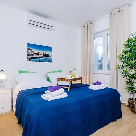 Providenca Apartman *
